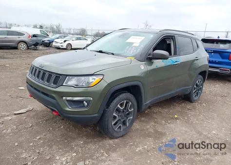 2021 Jeep Compass Trailhawk 4X4 from USA, damaged, VIN 3C4NJDDBXMT602788